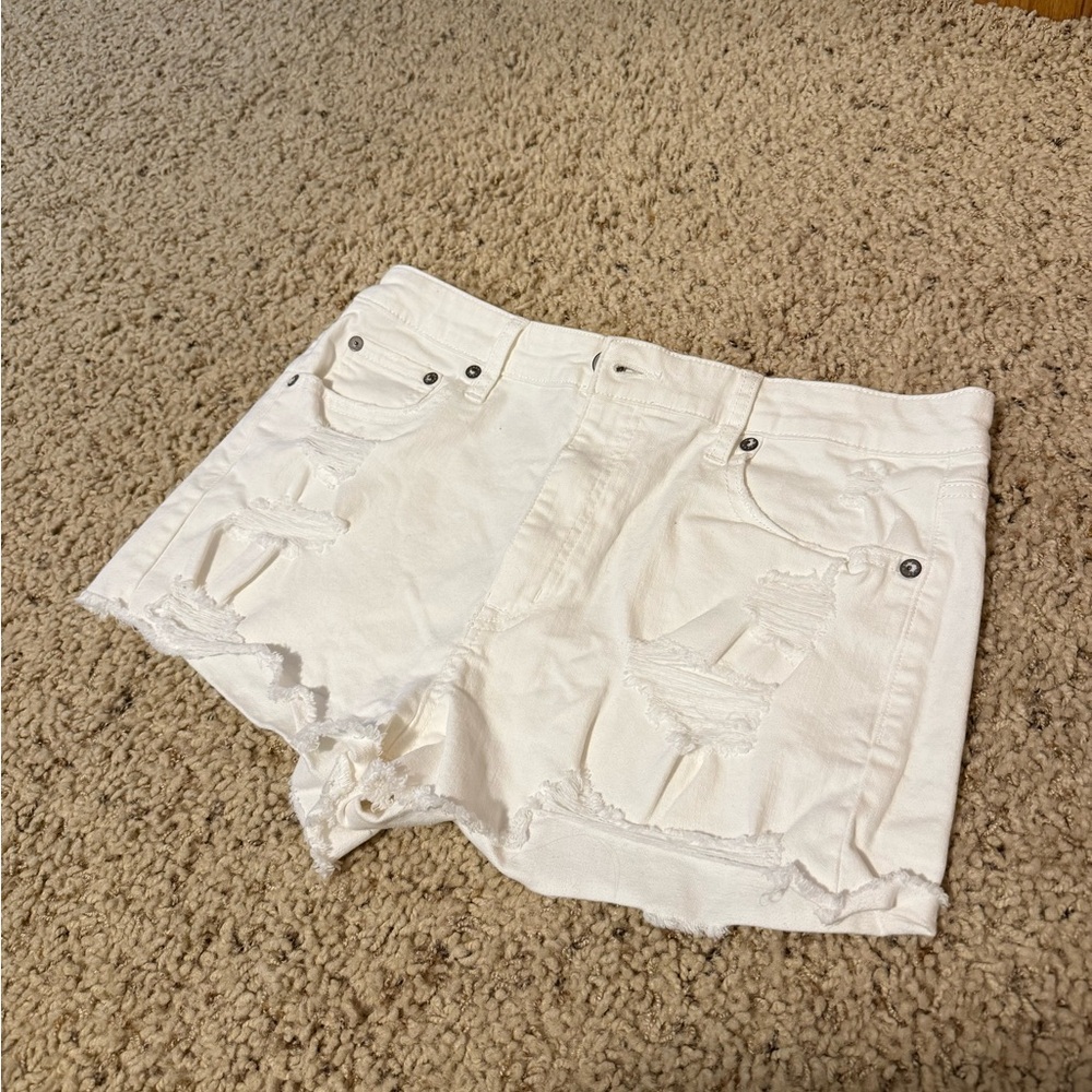 Aeropostale White Distressed Women Shorts